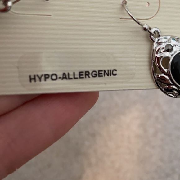 Christopher & Banks Earrings - Picture 3 of 3